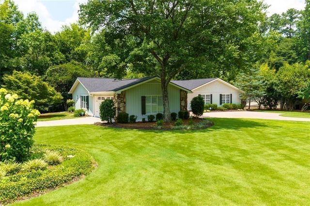 815 Fairfield Drive, Marietta, GA 30068