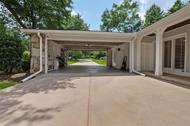 815 Fairfield Drive, Marietta, GA 30068