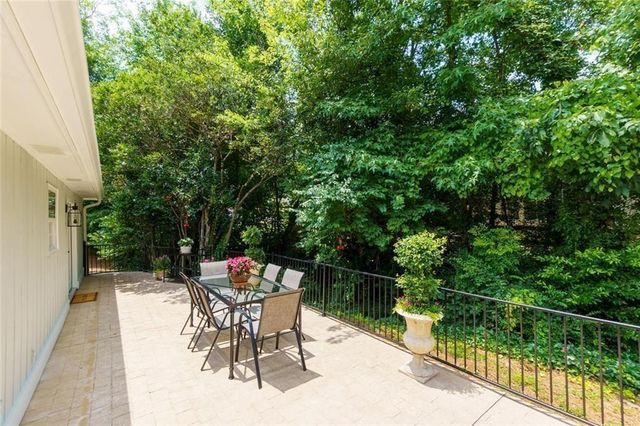 815 Fairfield Drive, Marietta, GA 30068