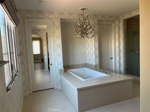 7 Zephyr, Irvine, CA 92602