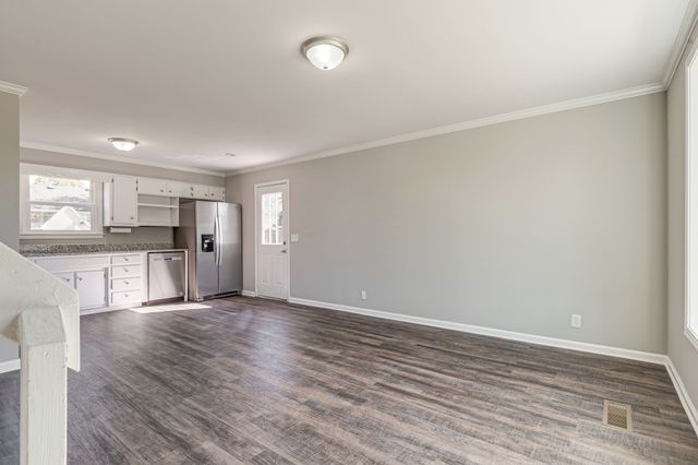 1311 Mini Ct, Lebanon, TN 37087
