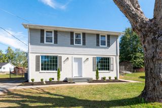 1311 Mini Ct, Lebanon, TN 37087
