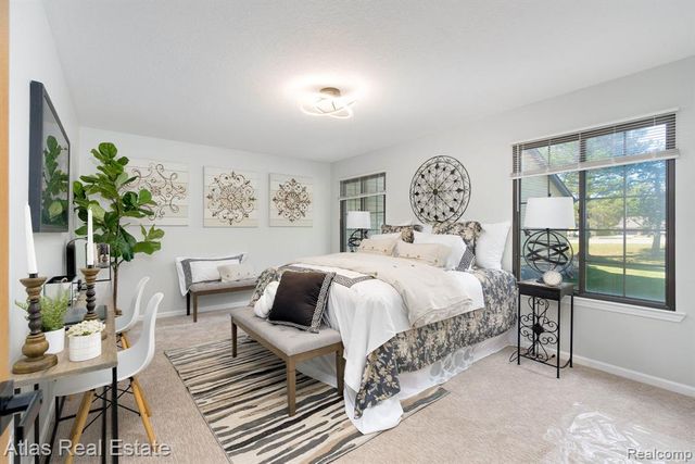 5007 Sandalwood Drive, Grand Blanc, MI 48439