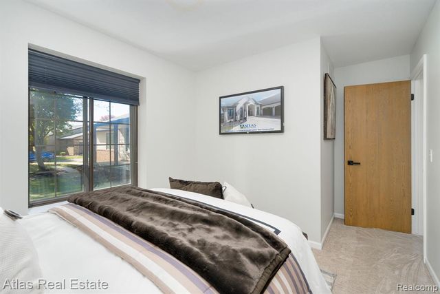 5007 Sandalwood Drive, Grand Blanc, MI 48439