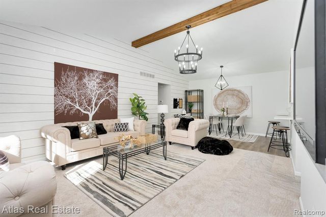 5007 Sandalwood Drive, Grand Blanc, MI 48439