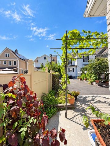 19 LOCUST AVE, Kearny, NJ 07032