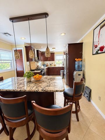 19 LOCUST AVE, Kearny, NJ 07032
