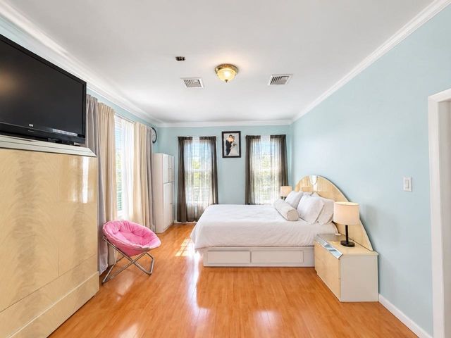 19 LOCUST AVE, Kearny, NJ 07032