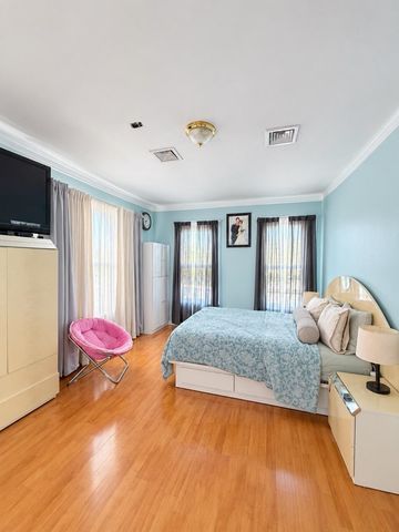 19 LOCUST AVE, Kearny, NJ 07032