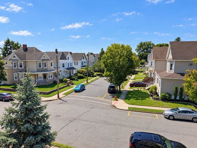 19 LOCUST AVE, Kearny, NJ 07032