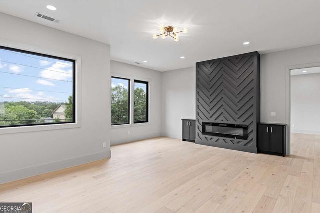 2709 Collins Hill Road, Lawrenceville, GA 30043