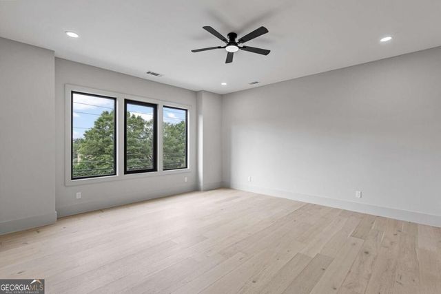 2709 Collins Hill Road, Lawrenceville, GA 30043