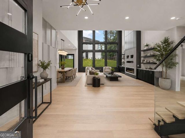2709 Collins Hill Road, Lawrenceville, GA 30043