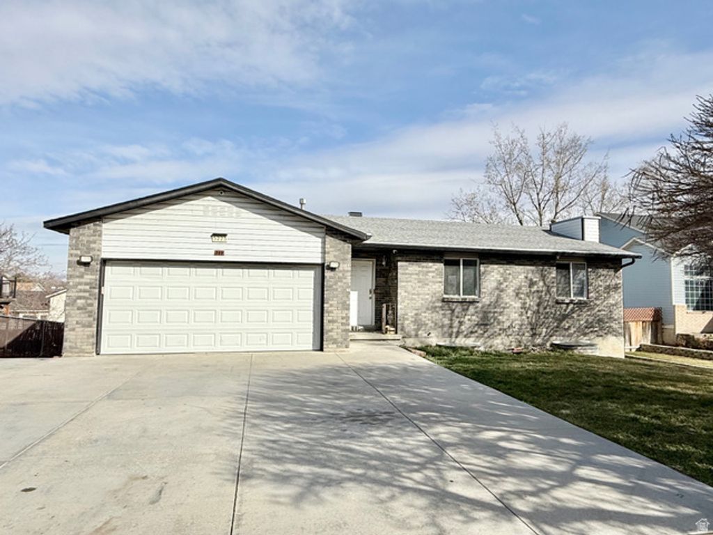 5223 S 3760 W, Taylorsville, UT 84129