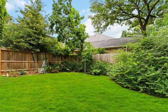 13262 Autumn Ash Drive, Conroe, TX 77302