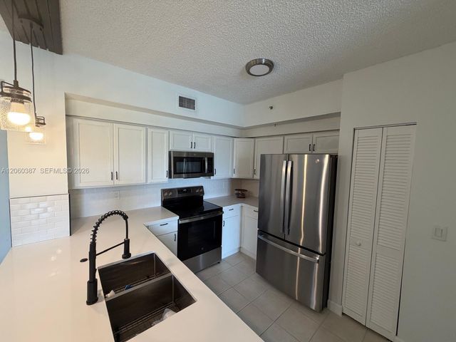 2160 E Preserve Way 206, Miramar, FL 33025