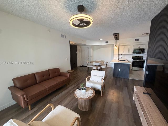 2160 E Preserve Way 206, Miramar, FL 33025