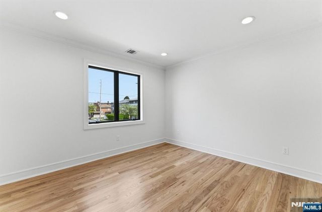 95 Huron Avenue, Clifton, NJ 07013