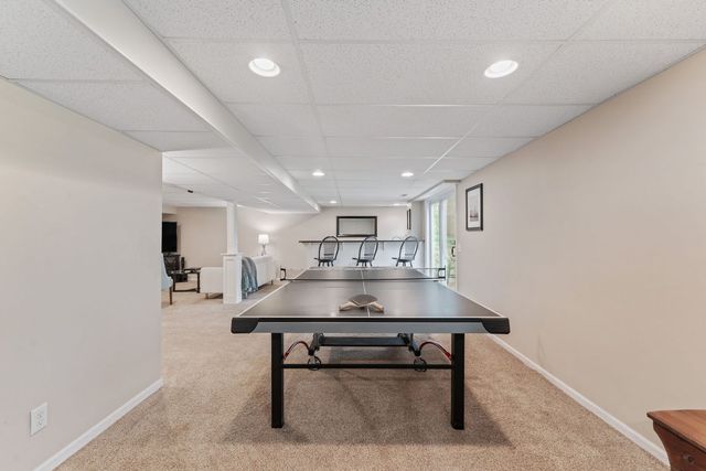 635 Oakview Drive, Algonquin, IL 60102