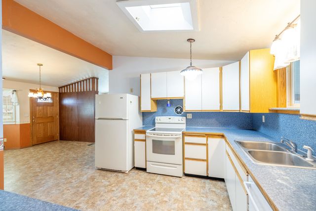 260 W 5th Ave, Kettle Falls, WA 99141