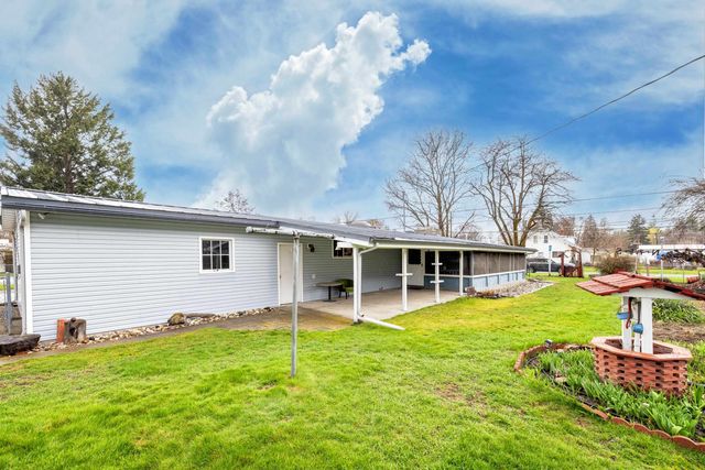260 W 5th Ave, Kettle Falls, WA 99141