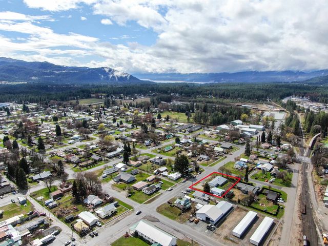 260 W 5th Ave, Kettle Falls, WA 99141