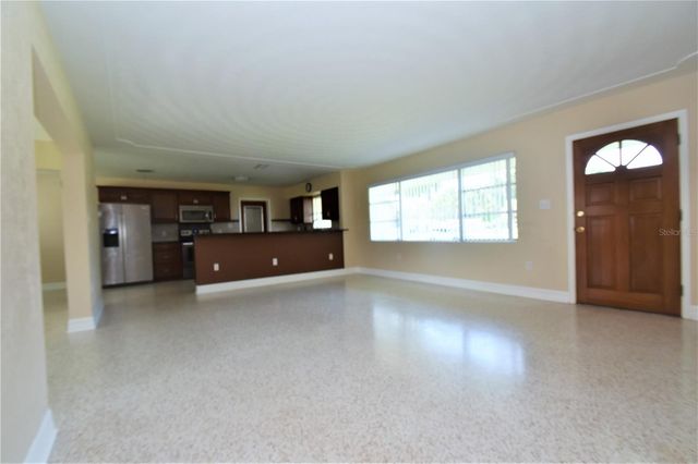 6611 COLONIAL DRIVE, Sarasota, FL 34231