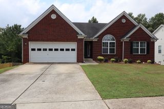 135 Valley Brook Drive, Covington, GA 30016
