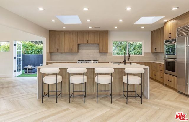 624 N Beverly Drive, Beverly Hills, CA 90210