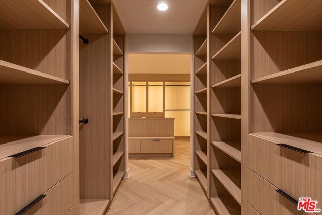 624 N Beverly Drive, Beverly Hills, CA 90210