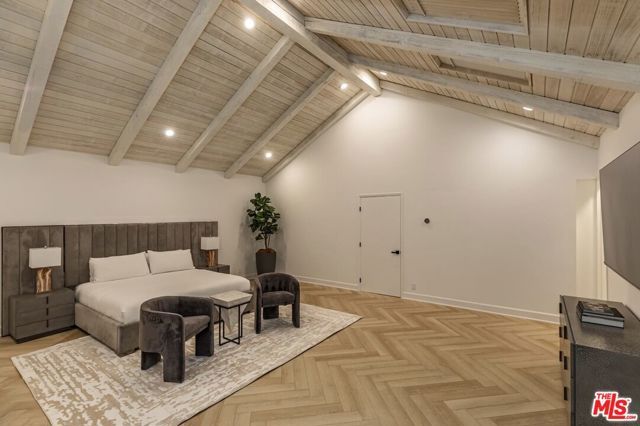 624 N Beverly Drive, Beverly Hills, CA 90210