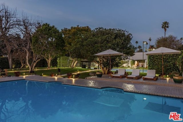 624 N Beverly Drive, Beverly Hills, CA 90210