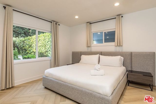 624 N Beverly Drive, Beverly Hills, CA 90210