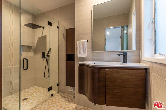 624 N Beverly Drive, Beverly Hills, CA 90210