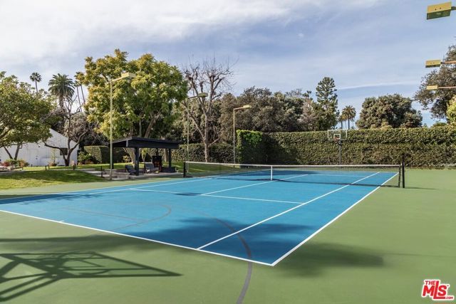 624 N Beverly Drive, Beverly Hills, CA 90210