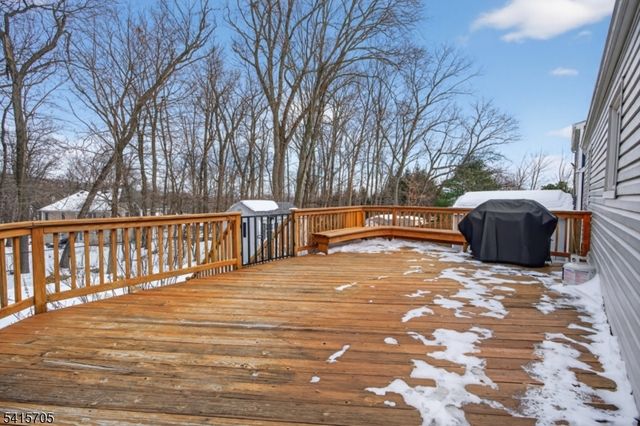 26 Stephen Pl, Rockaway Boro, NJ 07866