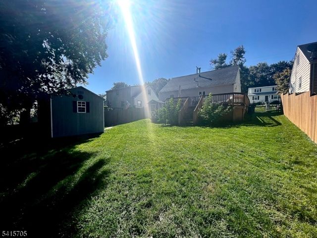 26 Stephen Pl, Rockaway Boro, NJ 07866