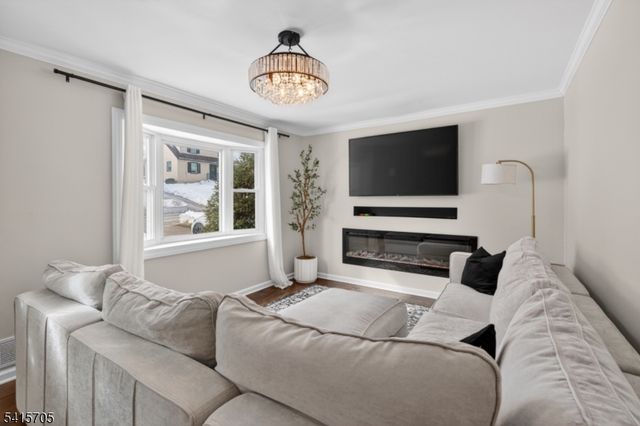 26 Stephen Pl, Rockaway Boro, NJ 07866