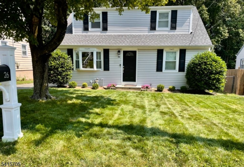 26 Stephen Pl, Rockaway Boro, NJ 07866