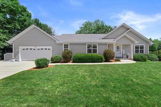 10724 S Christina COURT, Oak Creek, WI 53154