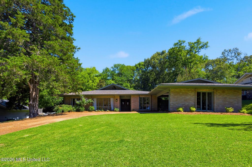 511 Dunton Road, Clinton, MS 39056