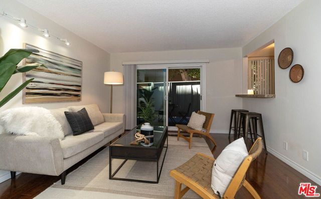 5625 Windsor Way 110, Culver City, CA 90230