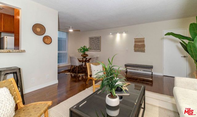 5625 Windsor Way 110, Culver City, CA 90230