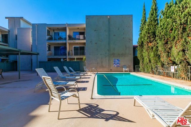 5625 Windsor Way 110, Culver City, CA 90230