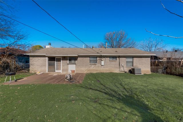 2000 Melissa Street, Arlington, TX 76010