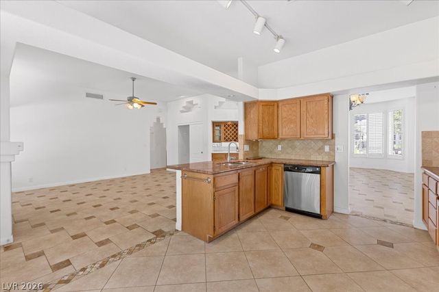 1413 Sun Copper Drive, Las Vegas, NV 89117