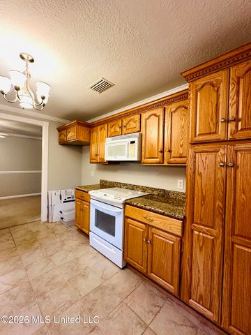 901 Sunfish Street, Pascagoula, MS 39581