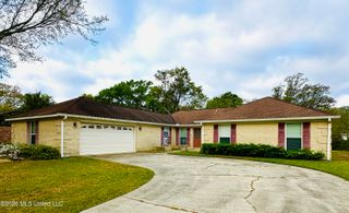 901 Sunfish Street, Pascagoula, MS 39581
