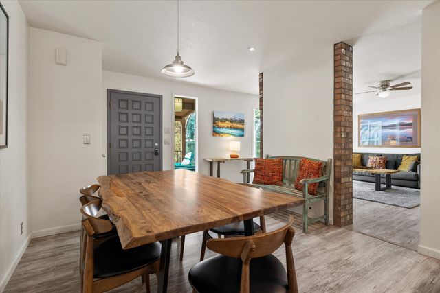 2003 NW 4th Street, Bend, OR 97703