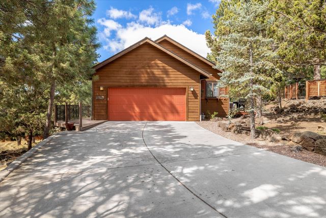 2003 NW 4th Street, Bend, OR 97703